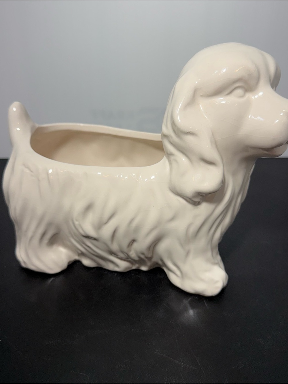 Isola Gallery Glazed Dog Planter Cocker Spaniel
